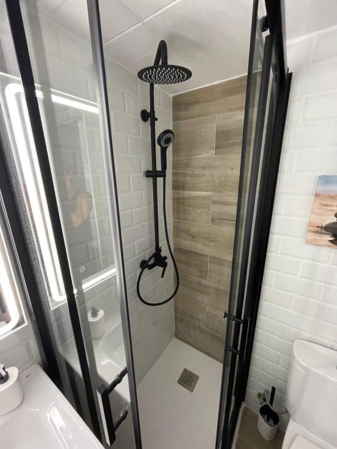 Apartamento Vistas Al Mar Aire Acondicionado Wifi Empuriabrava Luaran gambar
