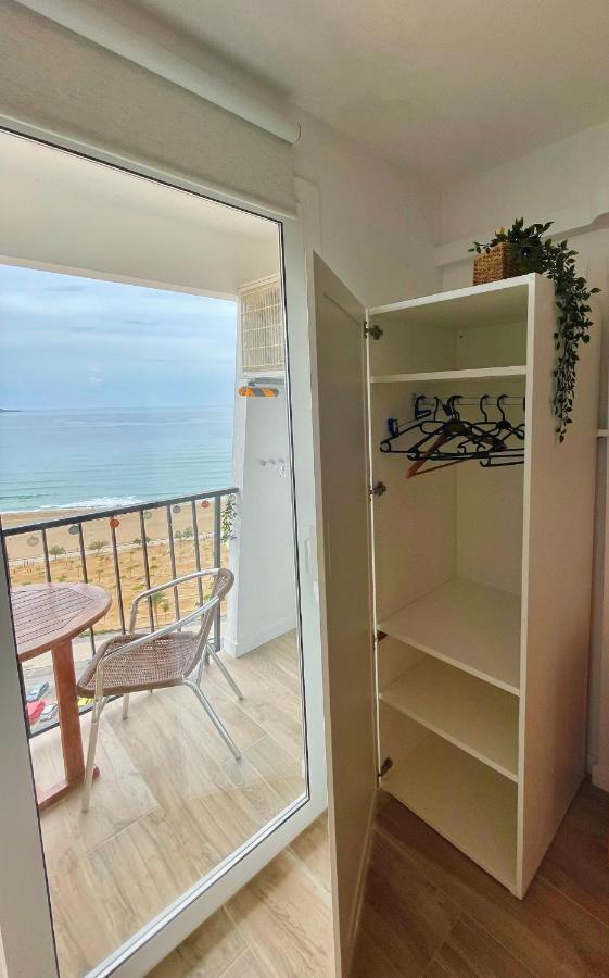 Apartamento Vistas Al Mar Aire Acondicionado Wifi Empuriabrava Luaran gambar