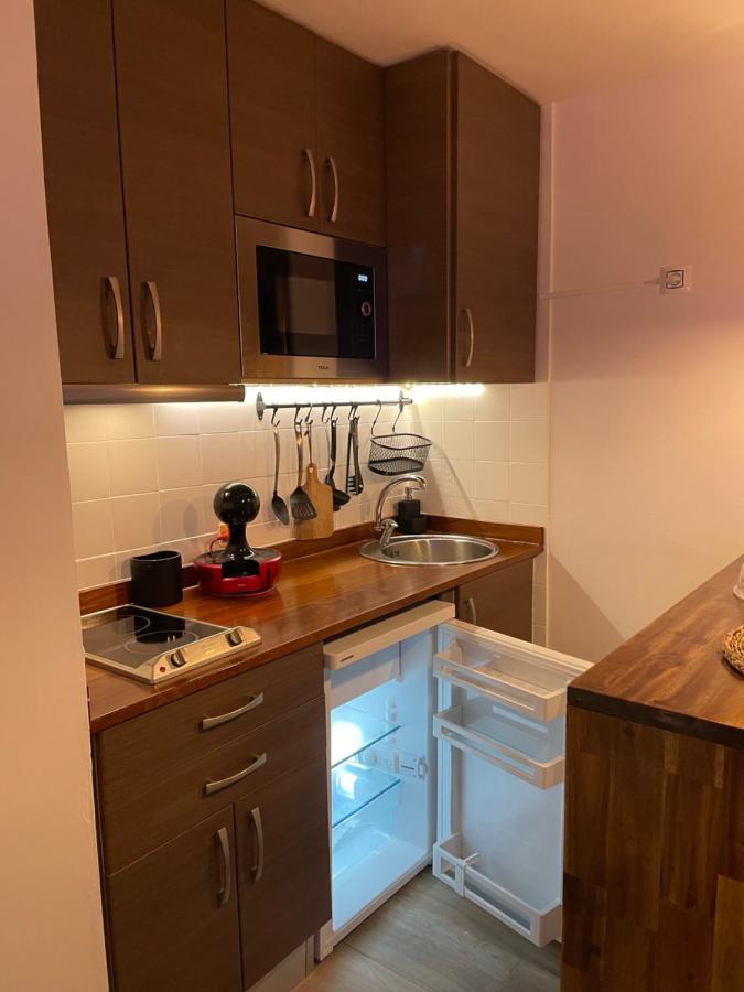 Apartamento Vistas Al Mar Aire Acondicionado Wifi Empuriabrava Luaran gambar