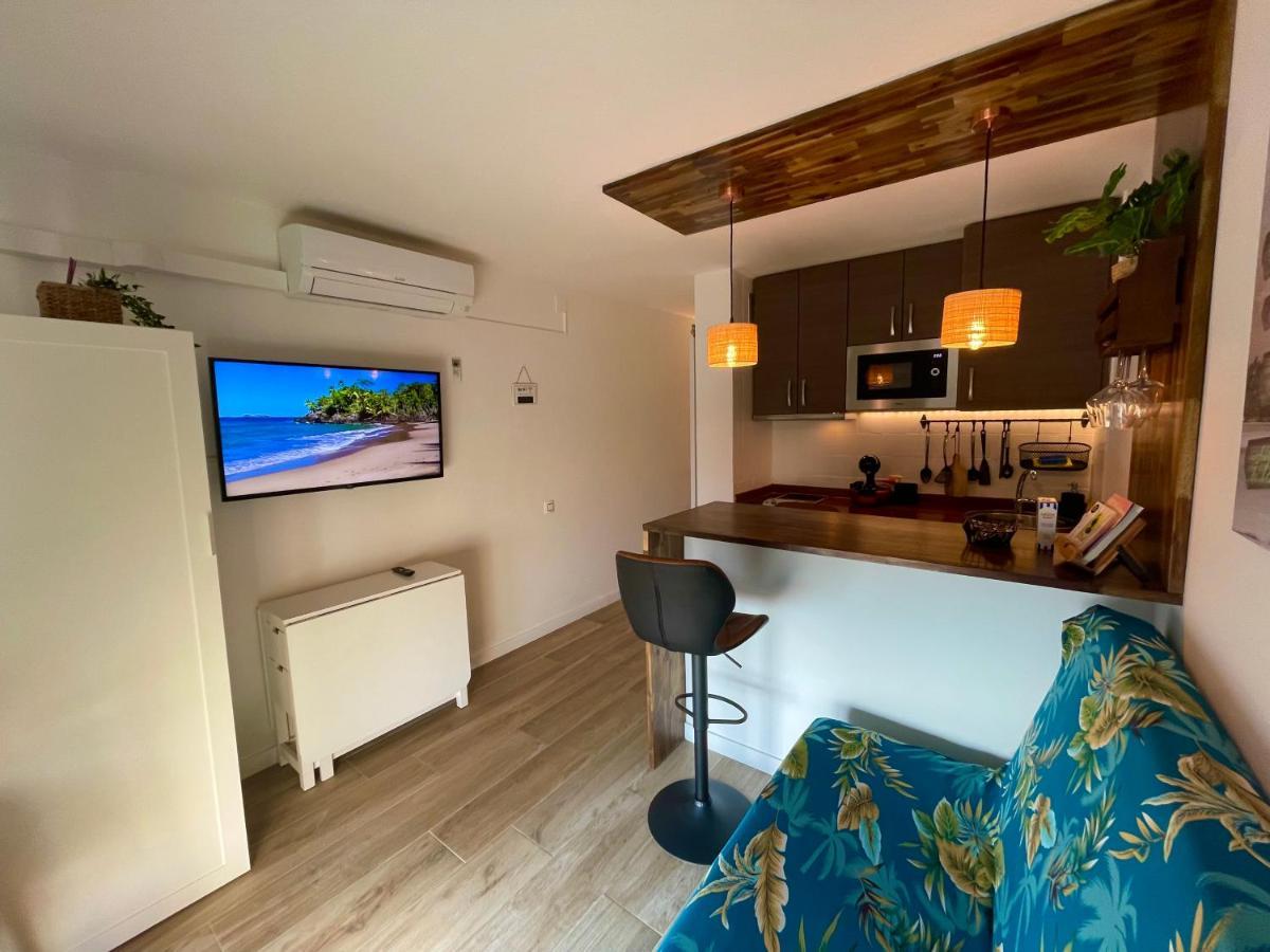 Apartamento Vistas Al Mar Aire Acondicionado Wifi Empuriabrava Luaran gambar
